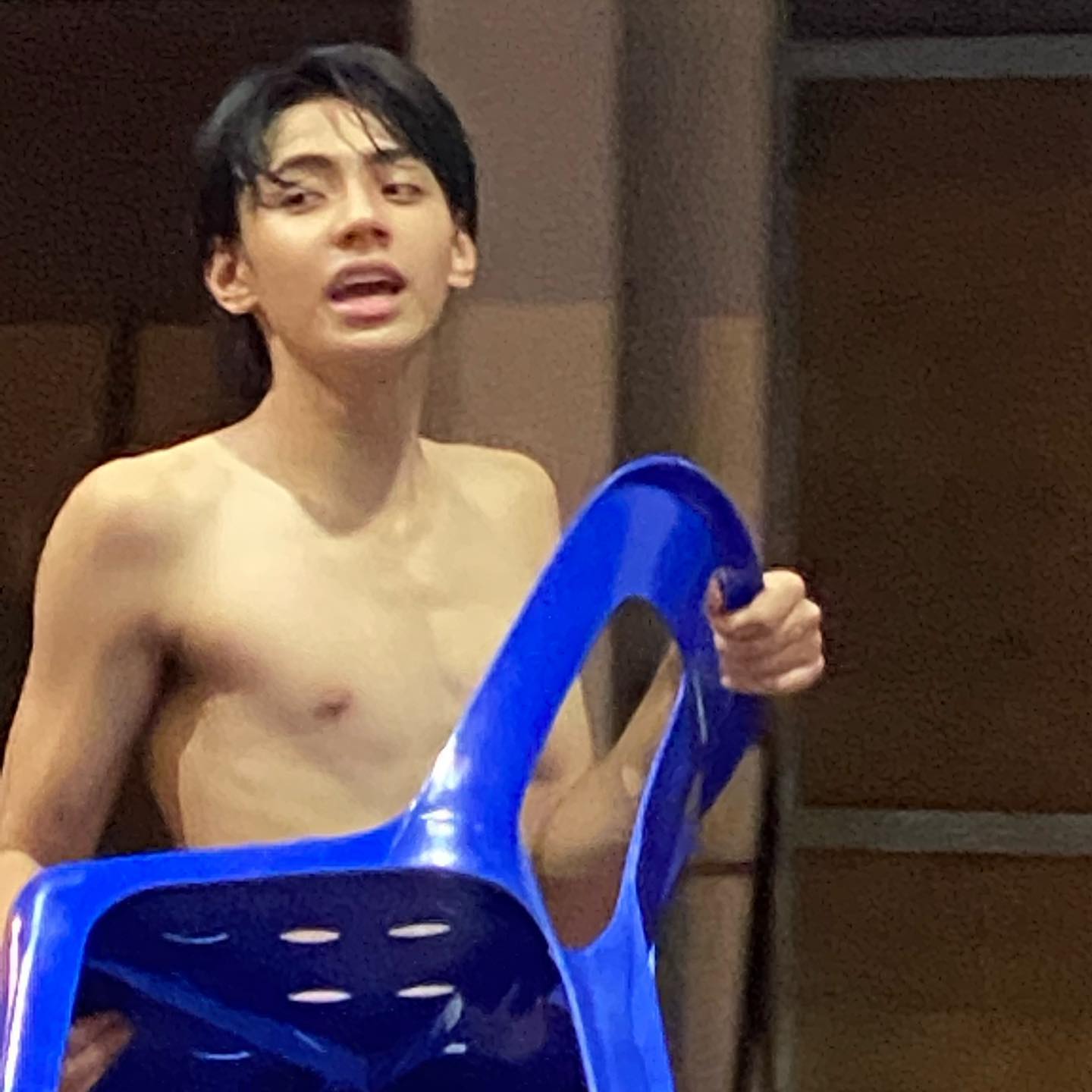 วีนอล เว็บพนันออนไลน์อันดับ 1 โบนัสแตกง่าย จบครบในที่เดียว